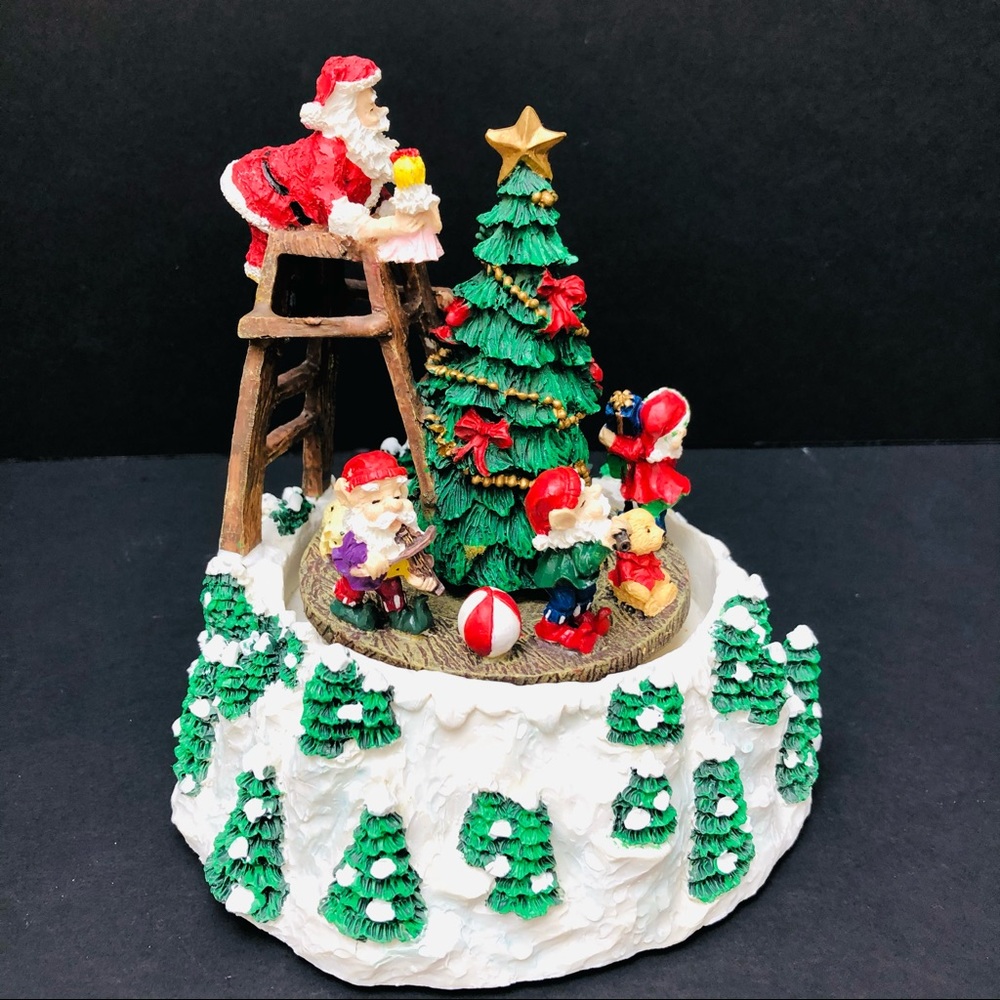 Santa Deck The Halls Motion Musical Christmas Box